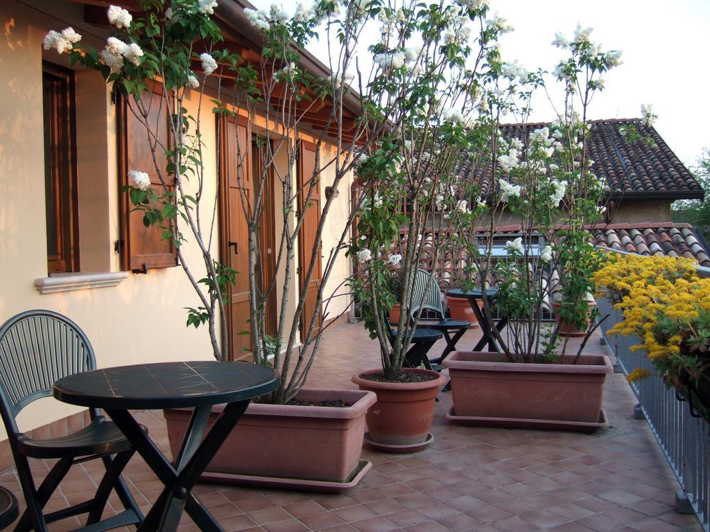 9 Muse Bed And Breakfast Canneto sull'Oglio Δωμάτιο φωτογραφία