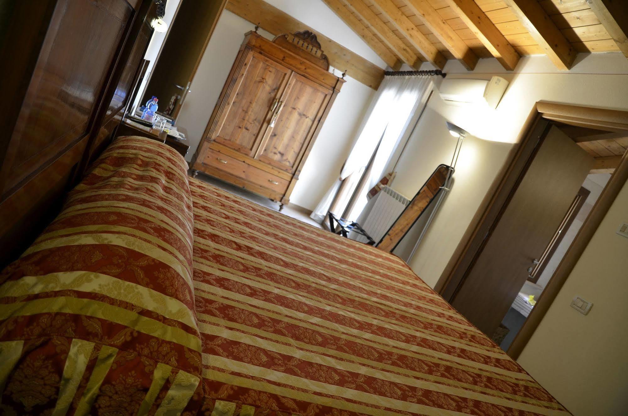 9 Muse Bed And Breakfast Canneto sull'Oglio Εξωτερικό φωτογραφία